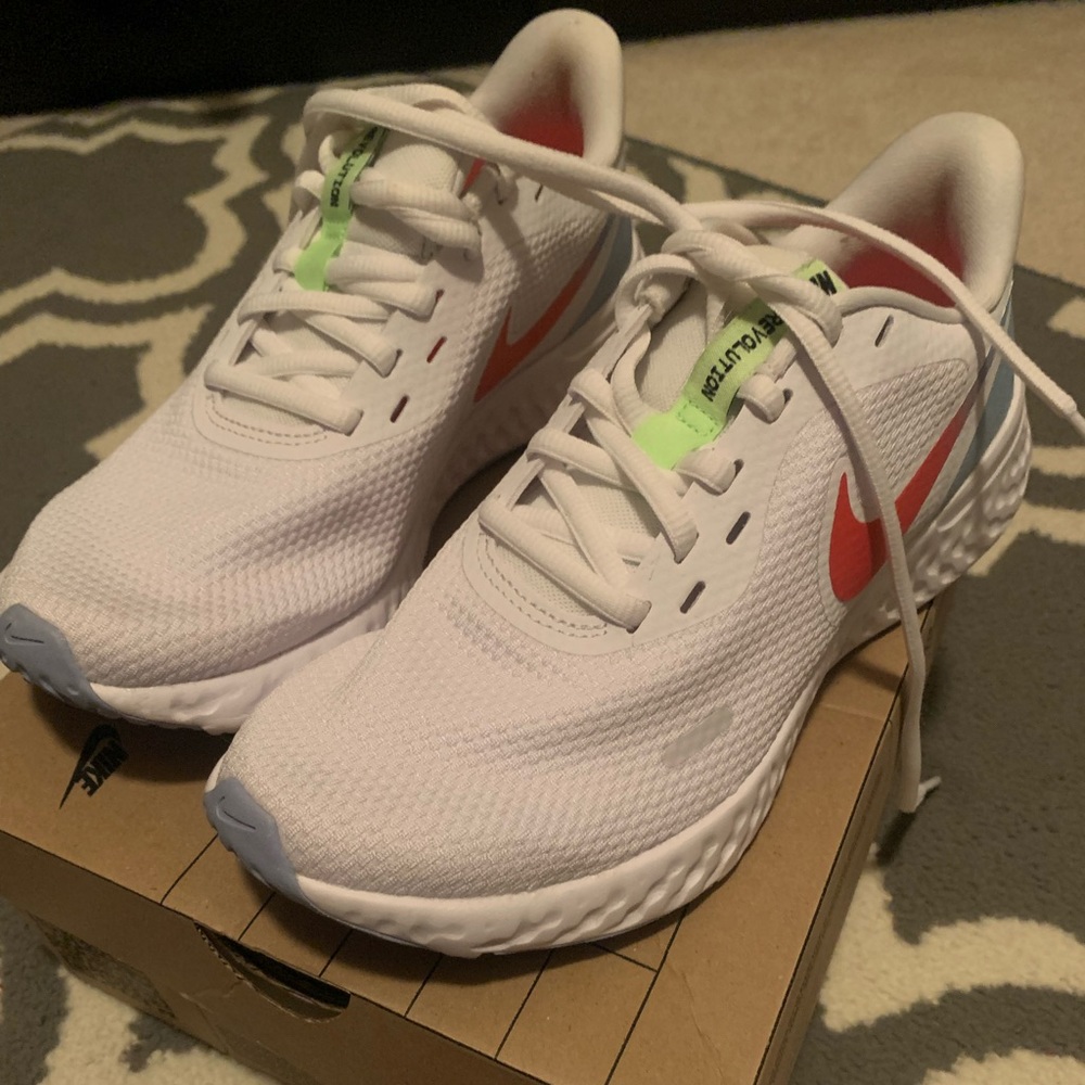 Nike Revolution 🌸